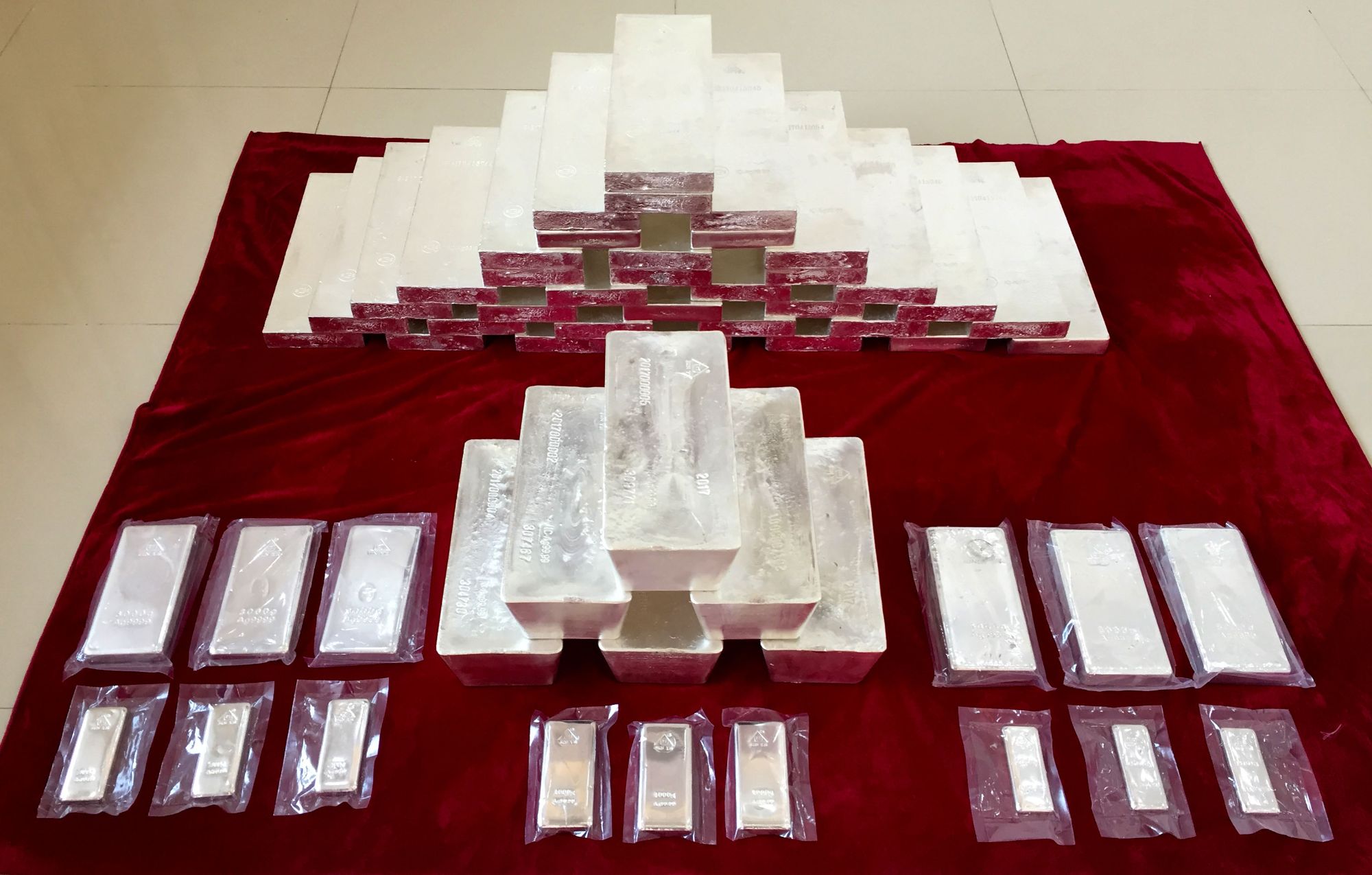 各種規(guī)格的Ag9999銀錠、銀條 1